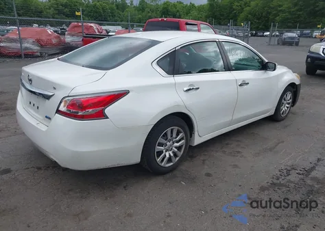 2014 Nissan Altima 2.5 S z USA, uszkodzony, nr VIN 1N4AL3AP4EC161410